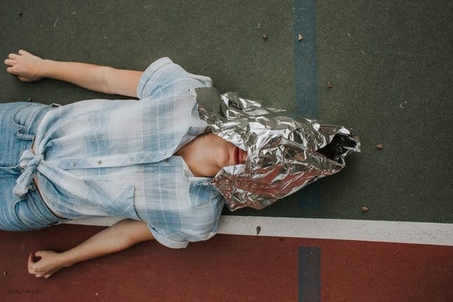 Aluminum foil provides excellent protection against EMR.